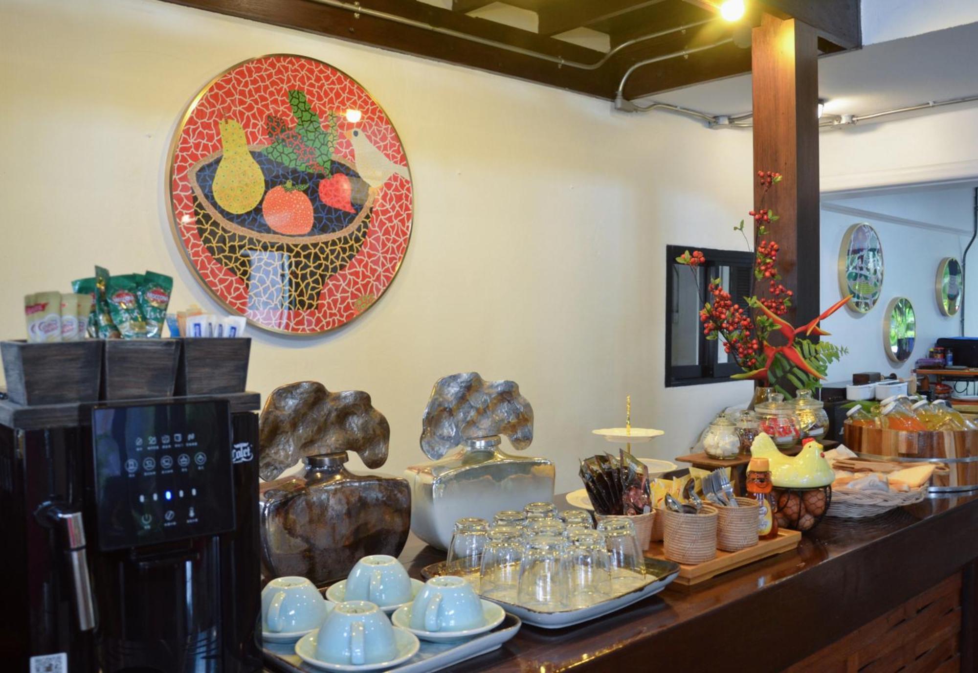Hotel Arun Rawee อรุณ รวี Chiang Mai Exterior foto