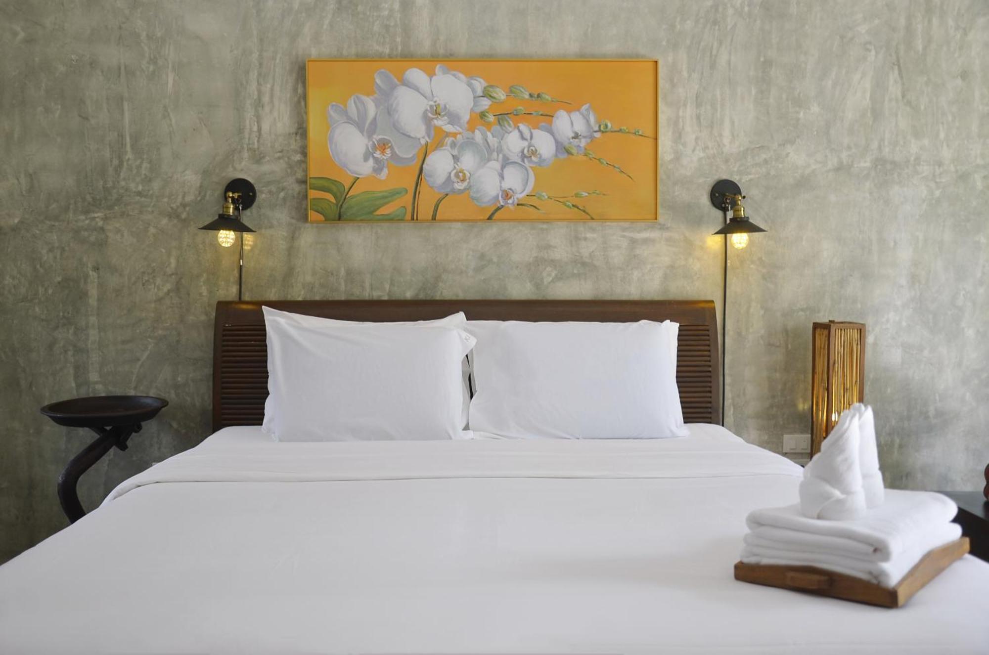Hotel Arun Rawee อรุณ รวี Chiang Mai Exterior foto